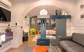 Lata Rana Colosseum Luxury Loft